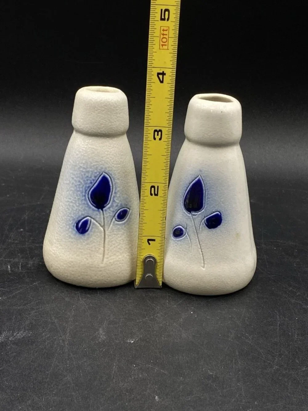 Williamsburg Pottery USA Salt Glaze Bud 3.5” Vases Blue Leaves LOT 2